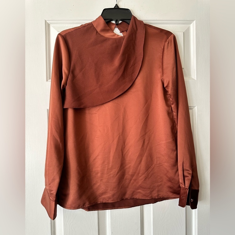 New Brown Lysse silky blouse. Long sleeves and high neck. Size XS - Picture 2 of 7
